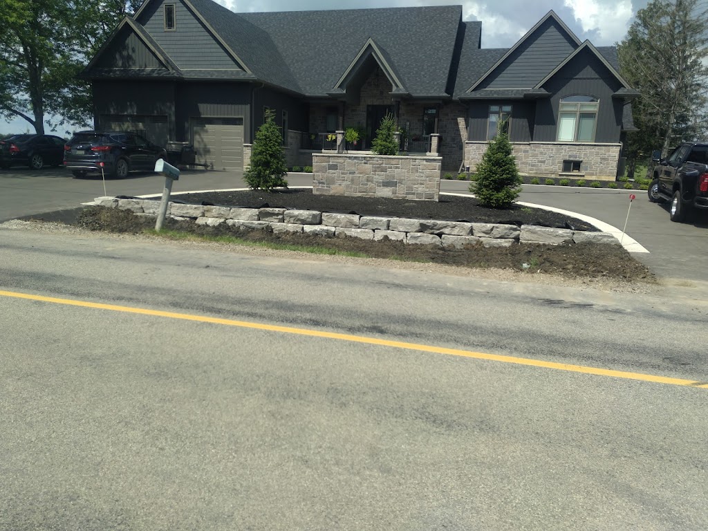 F L armour stone | 659 Hwy 6, Caledonia, ON N3W 1M6, Canada | Phone: (905) 971-0296