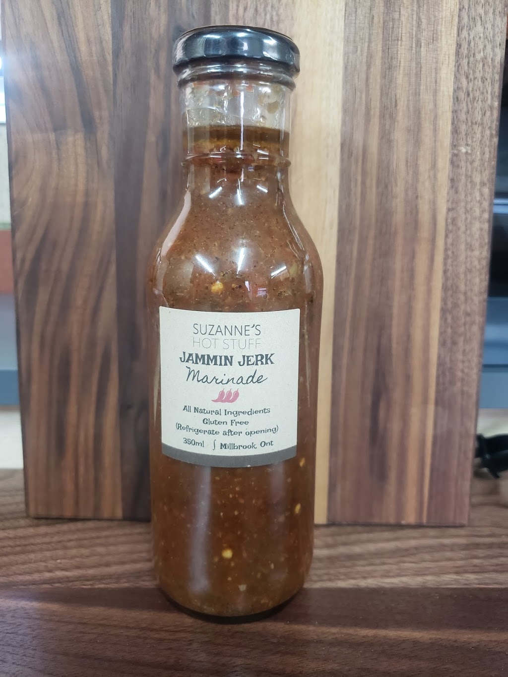 Suzannes Hot Stuff | 556 Fallis Line, Millbrook, ON L0A 1G0, Canada | Phone: (905) 396-1266