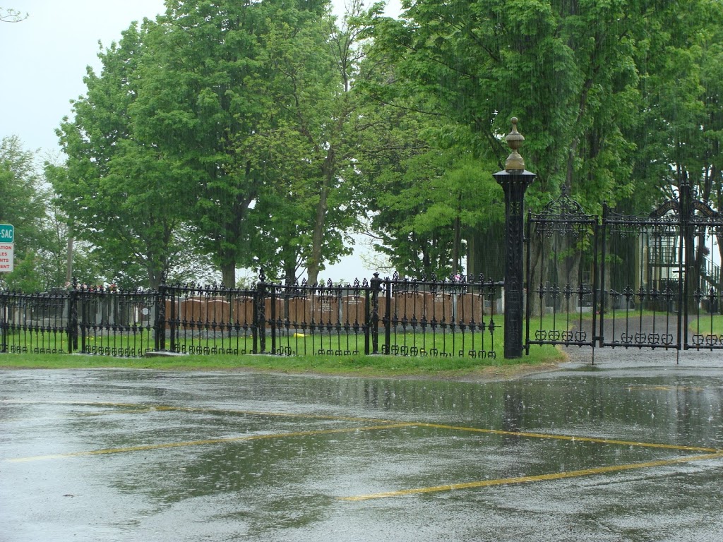 Cimetière Saint-Antoine-de-Tilly | 1702 Côte de lÉglise, Saint-Antoine-de-Tilly, QC G0S 2C0, Canada