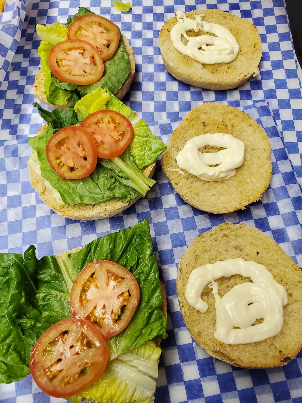 Guelph Pizza, Wings & Burgers | 338 Waterloo Ave Unit B, Guelph, ON N1H 3J8, Canada | Phone: (519) 341-3000