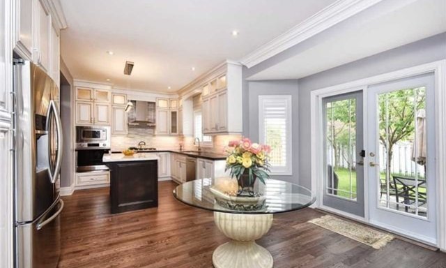 Magnum Kitchens | 1885 Drew Rd #6, Mississauga, ON L5S 1J5, Canada | Phone: (905) 405-8800