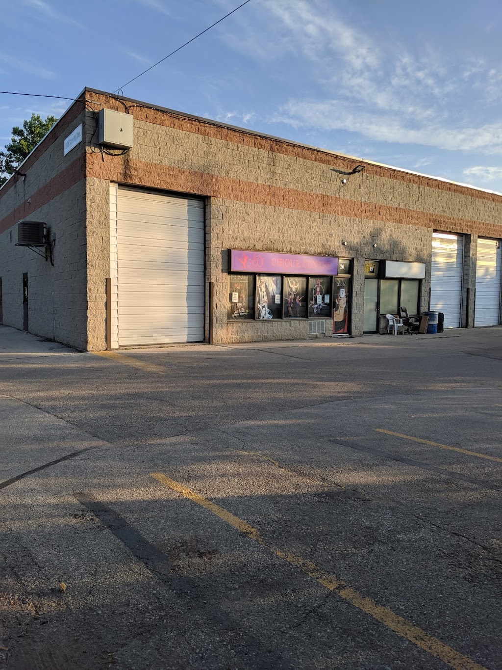 A2D2 Cirque Centre Inc | 1095 Strathy Ave #20, Mississauga, ON L5E 2K1, Canada | Phone: (905) 990-8999