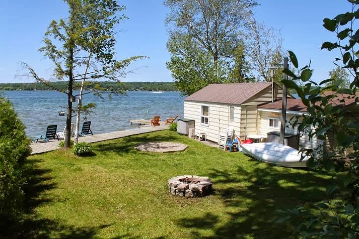 Orr Lake Family Cottage - 2294 S Orr Lake Rd, Elmvale, ON L0L 1P0, Canada