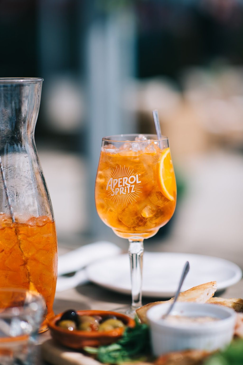 Riva | 2 Rue de la Commune O, Montréal, QC H2Y 4B2, Canada | Phone: (514) 290-6674