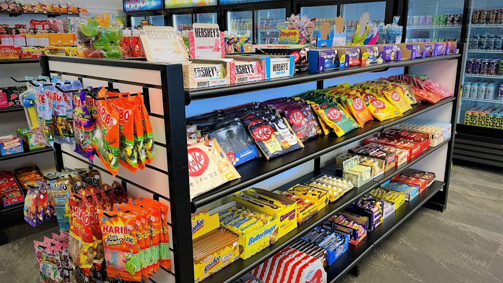 Munchiz Exotique Blainville / Vape Town | 1356 Bd du Curé-Labelle suite 238, Blainville, QC J7C 2P2, Canada | Phone: (450) 818-2720