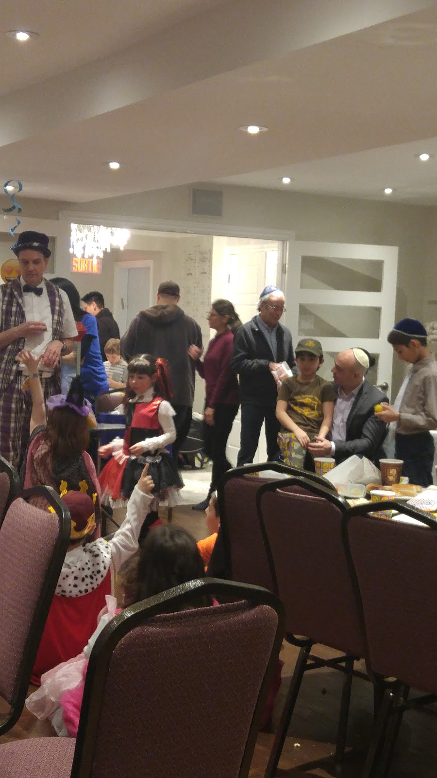 Chabad Centre for Jewish Life S. Lazare | 1955 Chemin Ste Angélique, Saint-Lazare, QC J7T 2Y4, Canada | Phone: (450) 510-2203