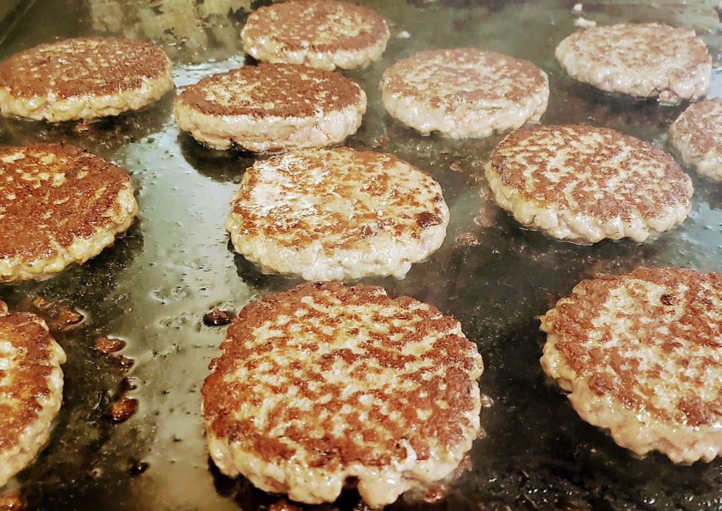 Hero Certified Burgers | 7080 St Barbara Blvd #1, Mississauga, ON L5W 0C9, Canada | Phone: (905) 564-5080