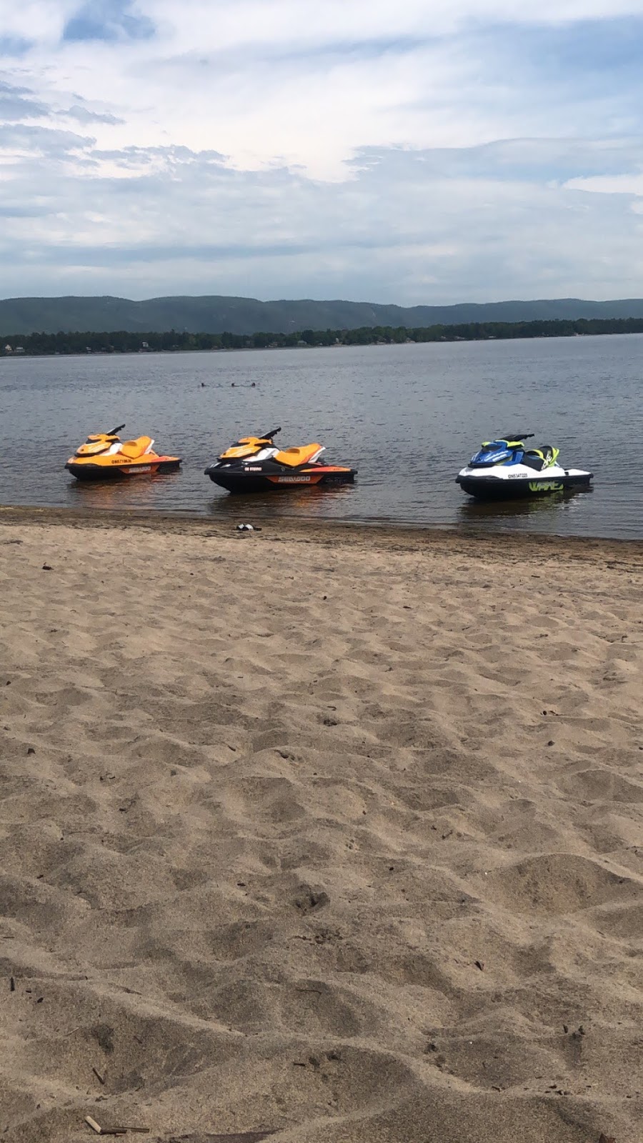 Constance Bay Rentals | 753 Bayview Dr, Woodlawn, ON K0A 3M0, Canada | Phone: (613) 897-2237