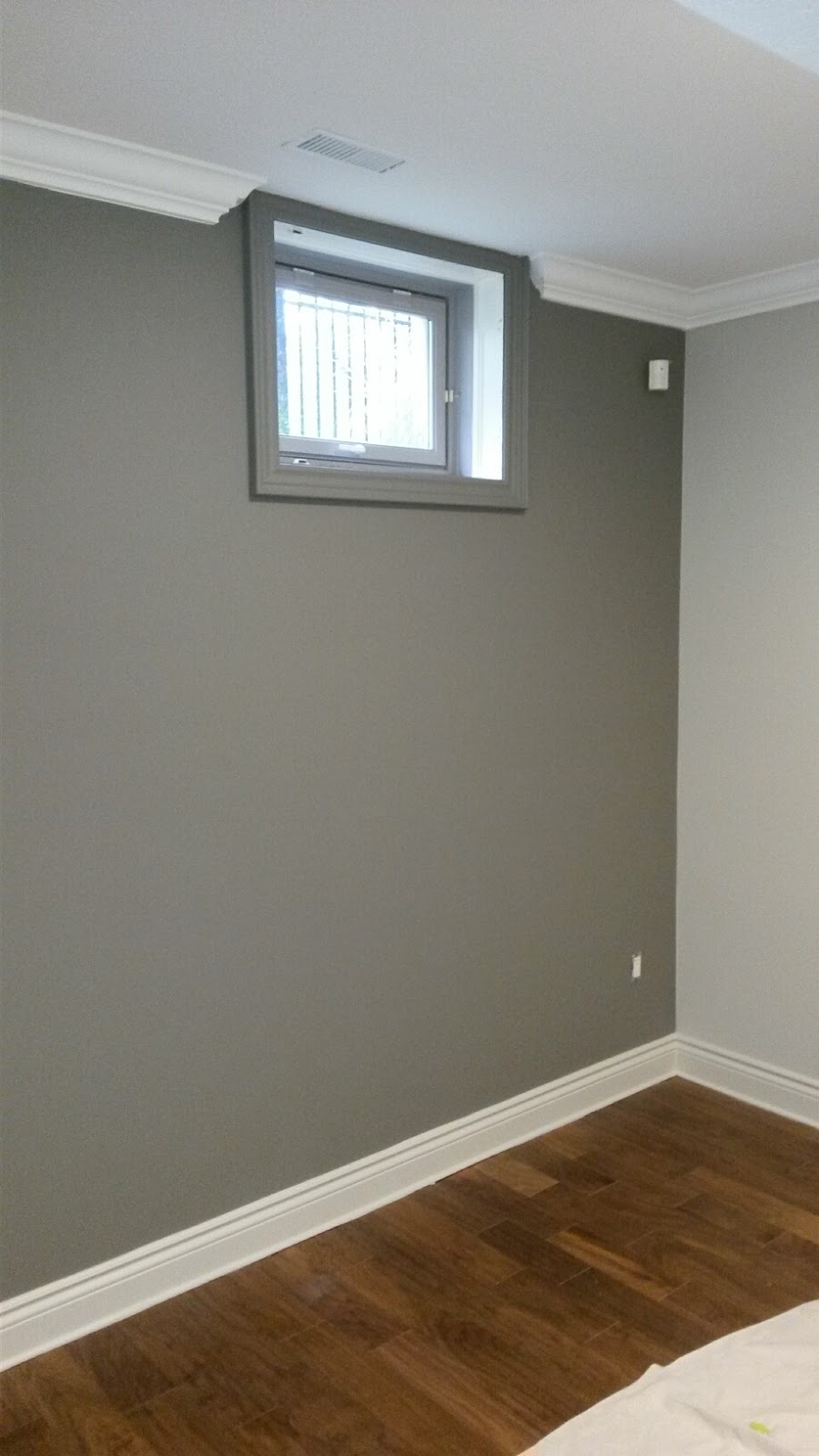 AJR Painting Services | 1693 Wedmore Way, Mississauga, ON L5J 2J7, Canada | Phone: (416) 697-5702