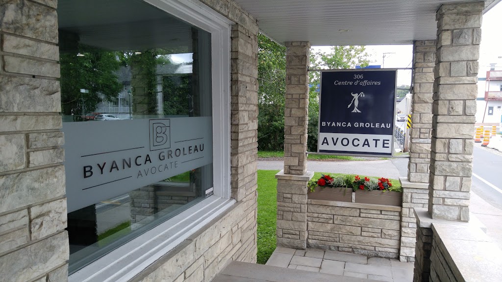 Me Byanca Groleau, avocate | 306 Rue Principale, Vallée-Jonction, QC G0S 3J0, Canada | Phone: (418) 222-8326