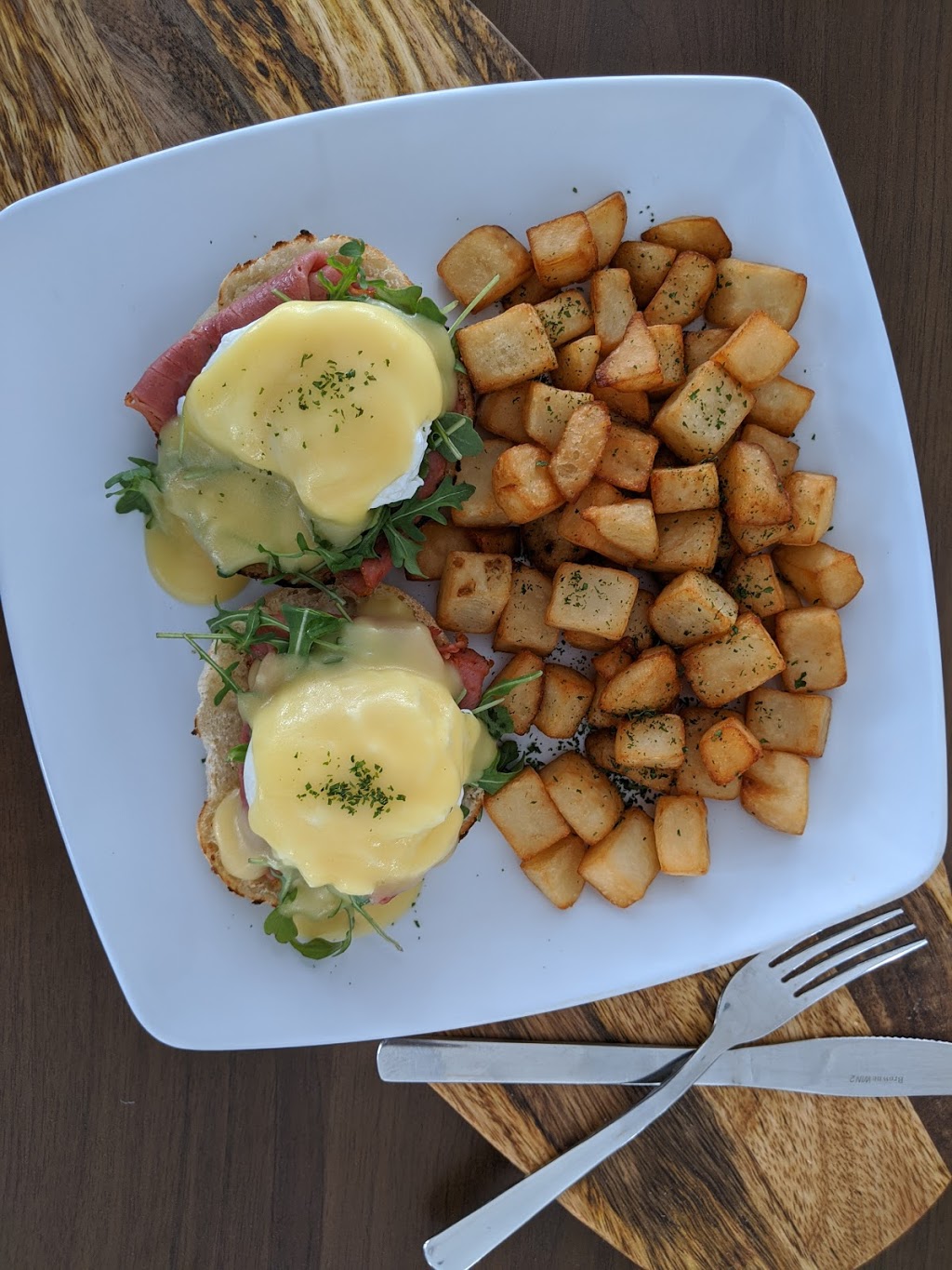 Verandah Restaurant | 900 Boundary St, Prescott, ON K0E 1T0, Canada | Phone: (613) 213-5529