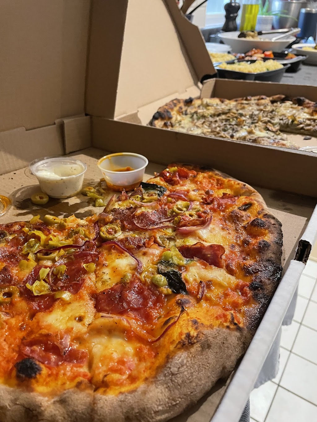 Bello Pizza | 2196a Bloor St W, Toronto, ON M6S 1N4, Canada | Phone: (416) 867-7575