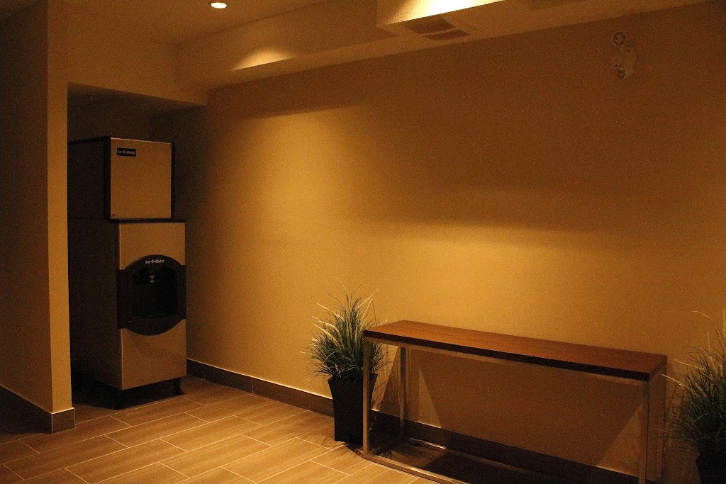 Southfort Inn Fort Saskatchewan | 140 Town Crest Rd, Fort Saskatchewan, AB T8L 0G7, Canada | Phone: (780) 589-2000