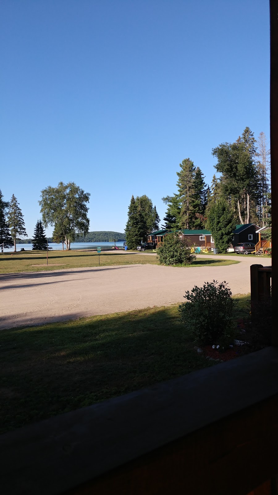 Red Canoe Restaurant | 45 Edgewater Park Rd, Kearney, ON P0A 1M0, Canada | Phone: (705) 636-5683