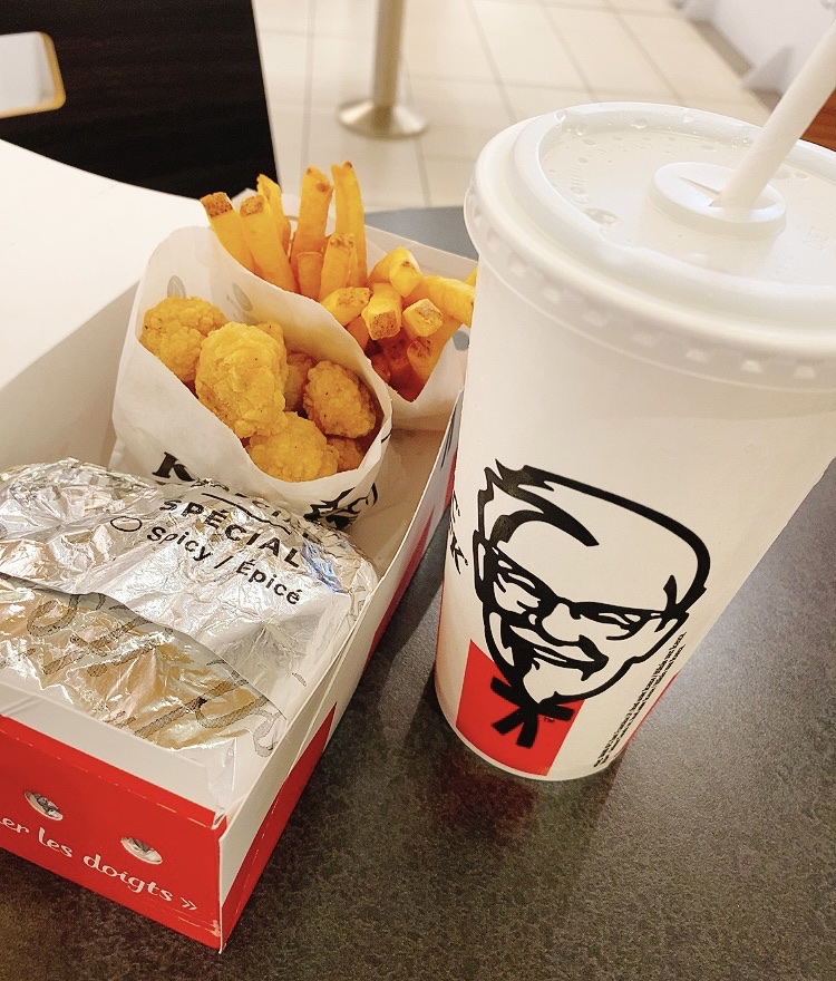 KFC | 419 King St W, Oshawa, ON L1J 2K5, Canada | Phone: (905) 725-3703