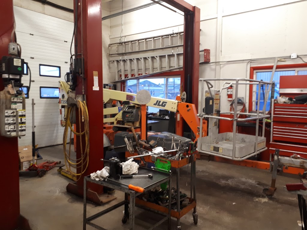 Smiths Falls Transmission Service | 149 Lombard St, Smiths Falls, ON K7A 5B8, Canada | Phone: (613) 284-2200