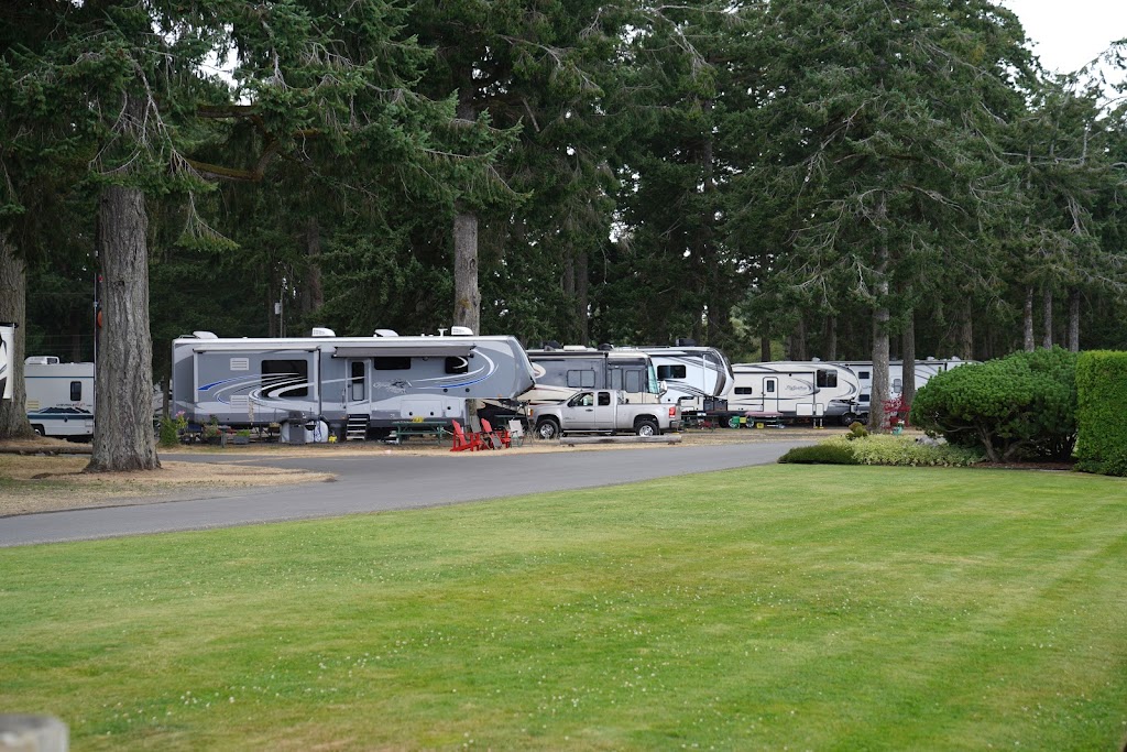 Salmon Point RV Resort and Marina | 2176 Salmon Point Rd, Campbell River, BC V9H 1E5, Canada | Phone: (250) 923-6605