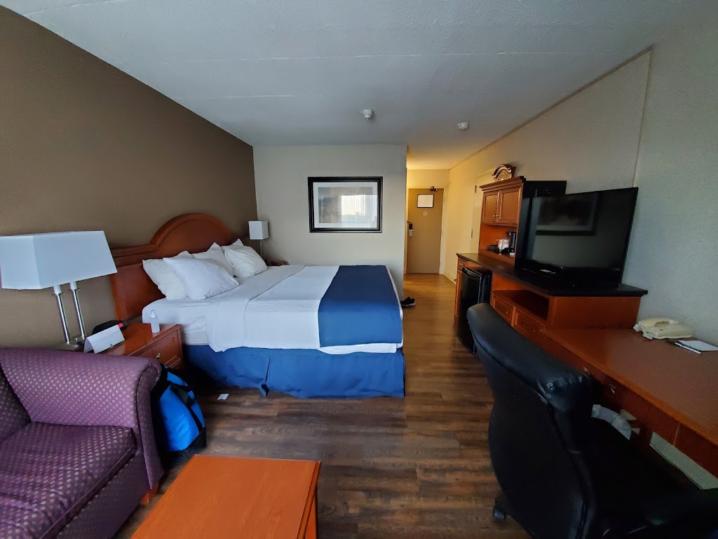 Quality Inn | 950 6th St E, Owen Sound, ON N4K 1H1, Canada | Phone: (519) 376-1551