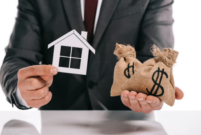 Kelly Moss The Mortgage Centre Midland | 208 King St, Midland, ON L4R 3L9, Canada | Phone: (705) 427-3622