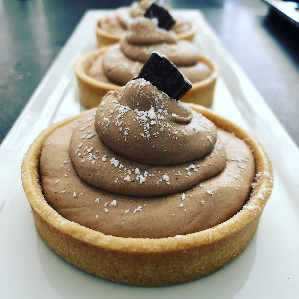 Flour Bakery | 6363 Bruce St, West Vancouver, BC V7W 2G5, Canada | Phone: (604) 925-2101