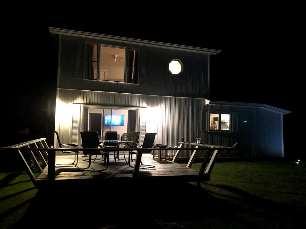 The Homestead | 154 Twelve OClock Point Rd, Carrying Place, ON K0K 1L0, Canada | Phone: (647) 202-2396