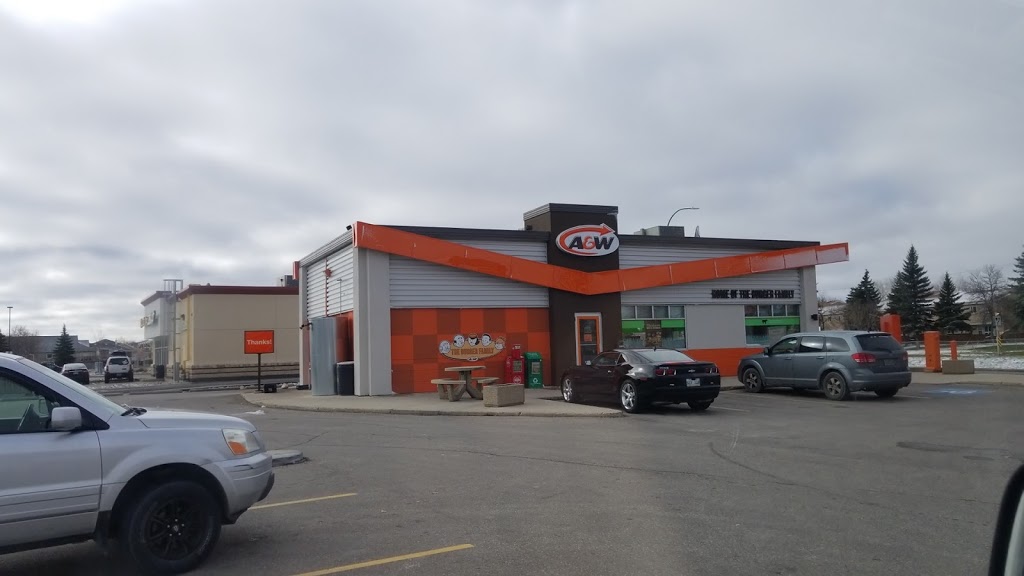 A&W Canada | 2585 Main St, Winnipeg, MB R2V 4W3, Canada | Phone: (204) 338-2503