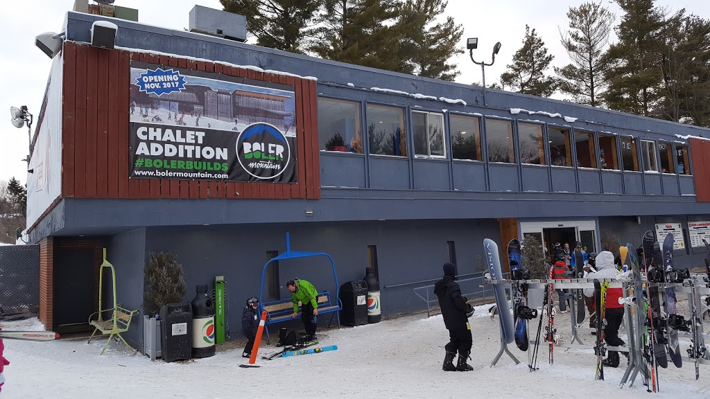 The Patio at Boler Mountain | 689 Griffith St, London, ON N6K 2S5, Canada | Phone: (519) 657-8822