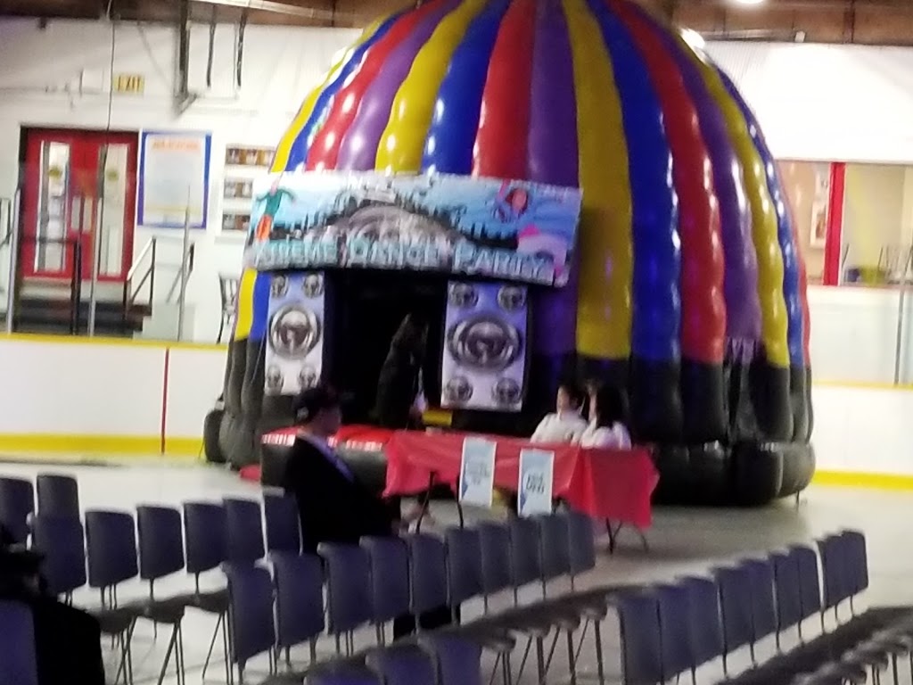 Markham Village Arena | 6041 York Hwy 7, Markham, ON L3P 3A7, Canada | Phone: (905) 294-7309