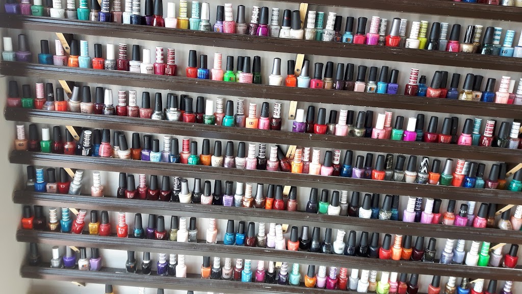 Crystal Nails | 32555 London Ave #366, Mission, BC V2V 6M7, Canada | Phone: (604) 814-2353
