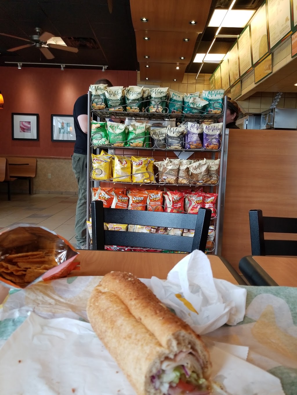 Subway | 9927 Glendon Dr, Komoka, ON N0L 1R0, Canada | Phone: (519) 472-6727