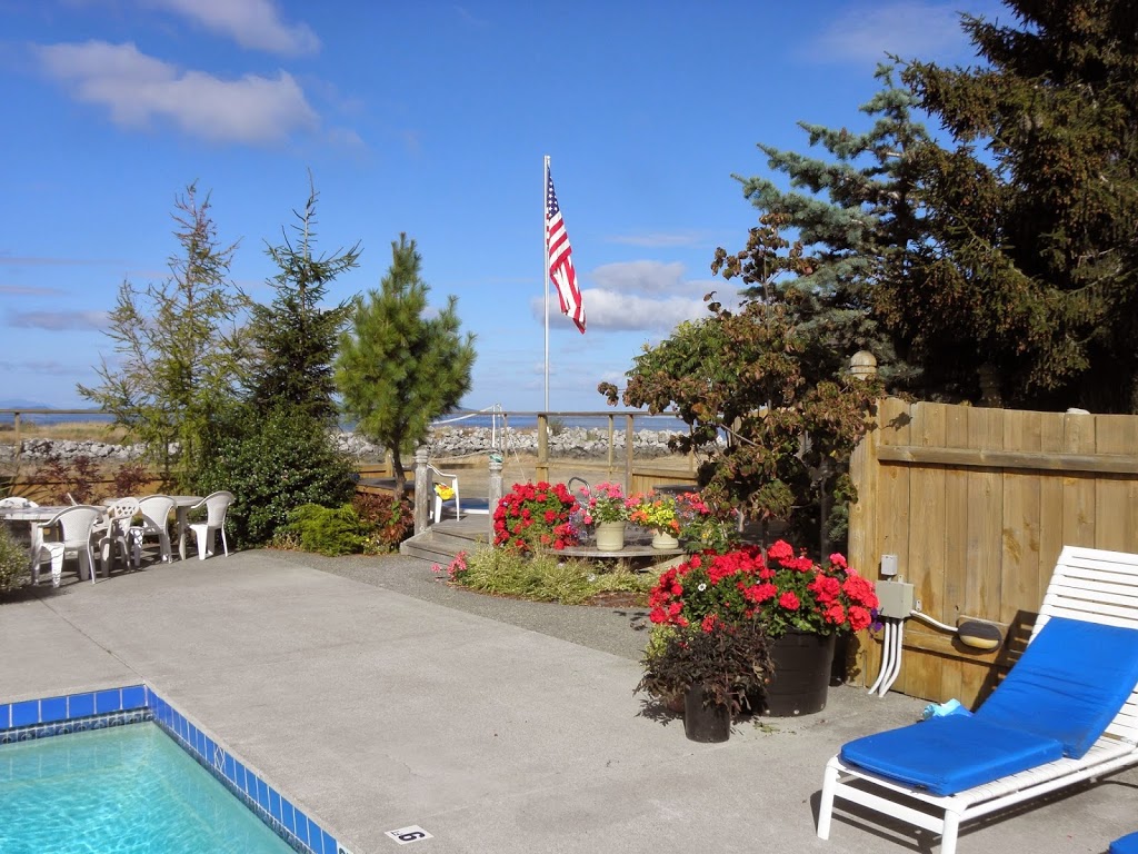 Smugglers Villa Resort | 54 Hunt Rd, Eastsound, WA 98245, USA | Phone: (360) 376-2297