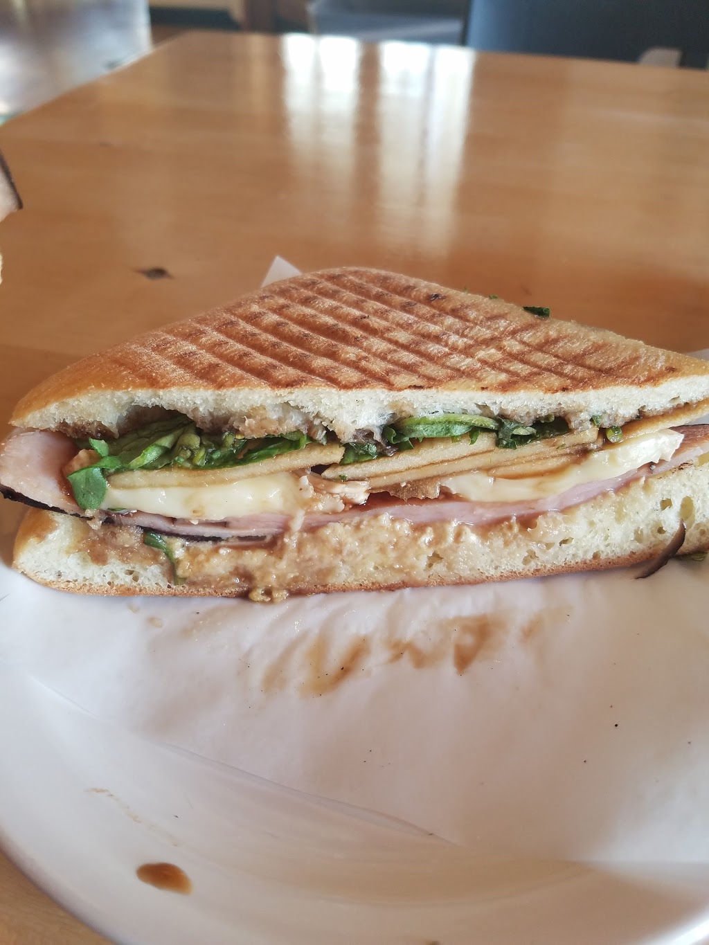 Enzos Italian Caffe | 365 N Beach Rd #202, Eastsound, WA 98245, USA | Phone: (360) 376-3732