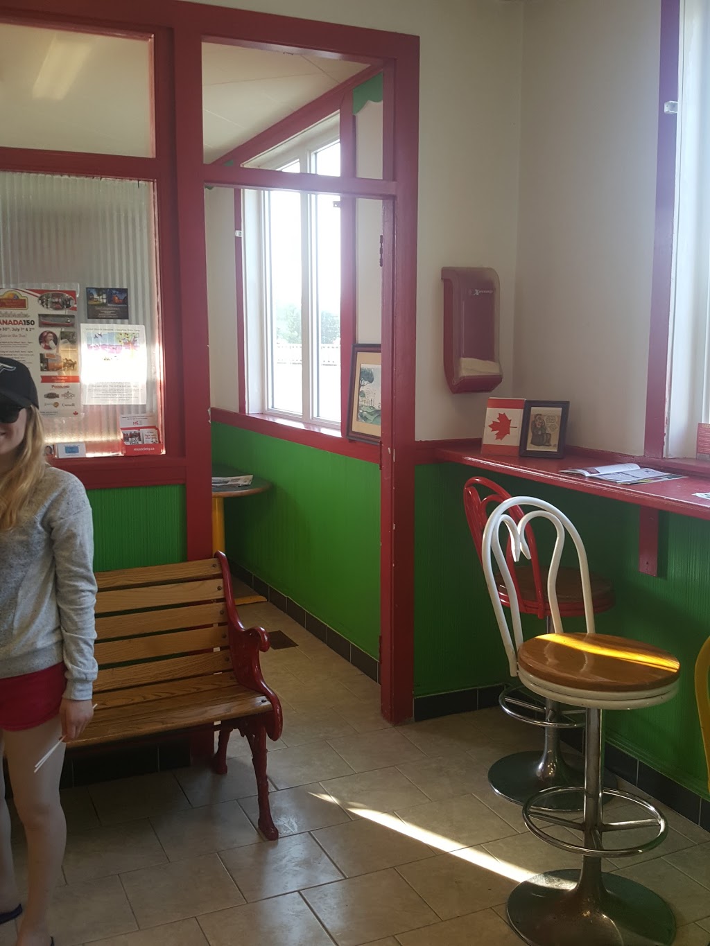 Riverbank Pizza | 6653 ON-35, Coboconk, ON K0M 1K0, Canada | Phone: (705) 454-1112