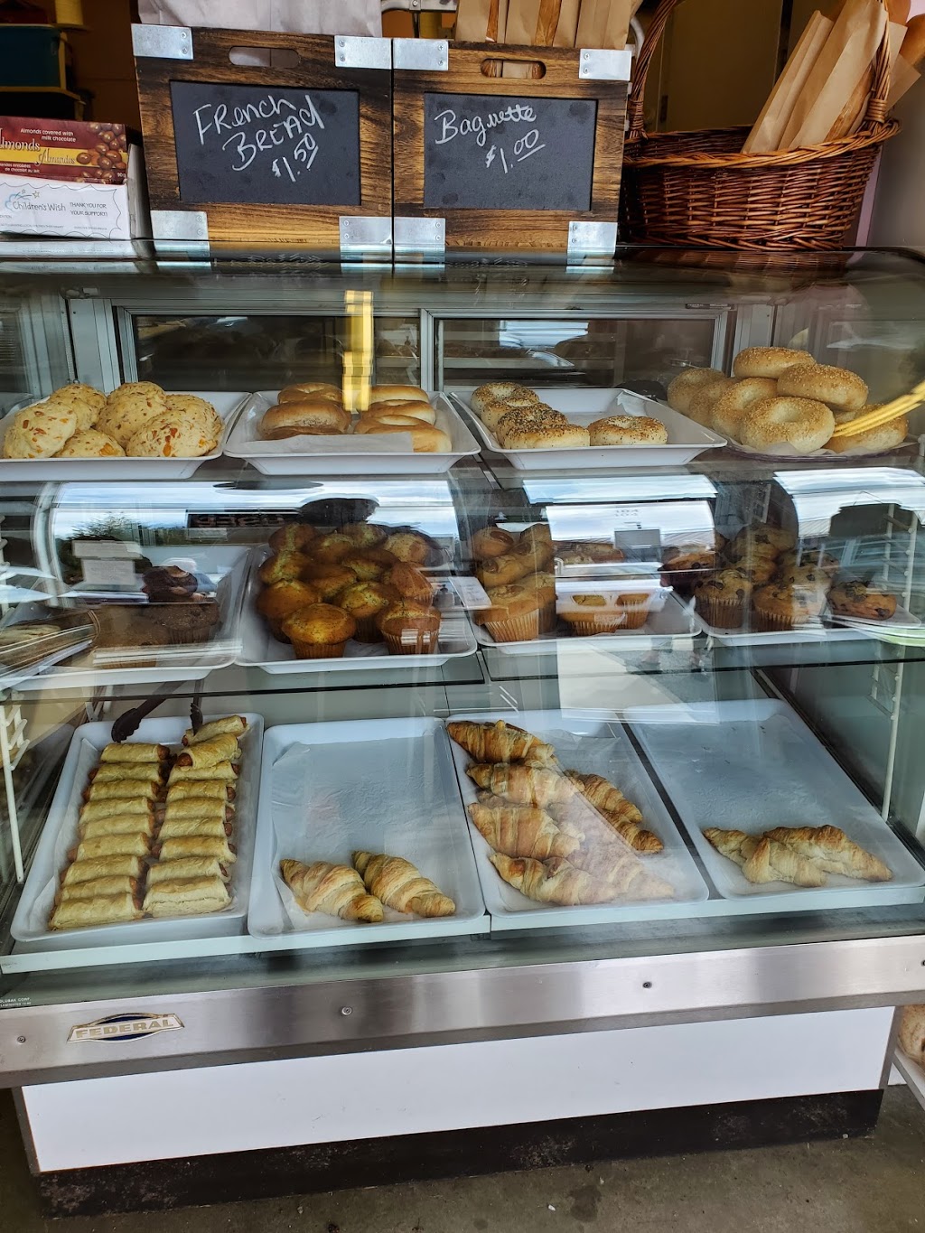 Nana & Papas Bakery Ltd | 897 Island Hwy W #104, Parksville, BC V9P 2E9, Canada | Phone: (250) 586-1162