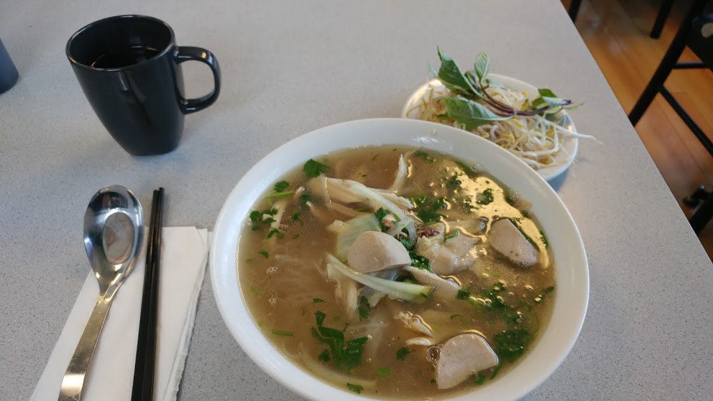 Pho Han Restaurant | 9020 Capstan Way #110, Richmond, BC V6X 3V9, Canada | Phone: (604) 284-5589