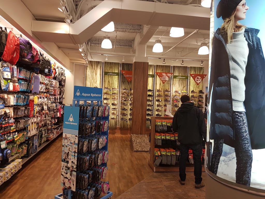 Sports Experts | Atmosphere Center Rockland, 2305 Chemin Rockland, Mont-Royal, QC H3P 3E9, Canada | Phone: (514) 735-4751