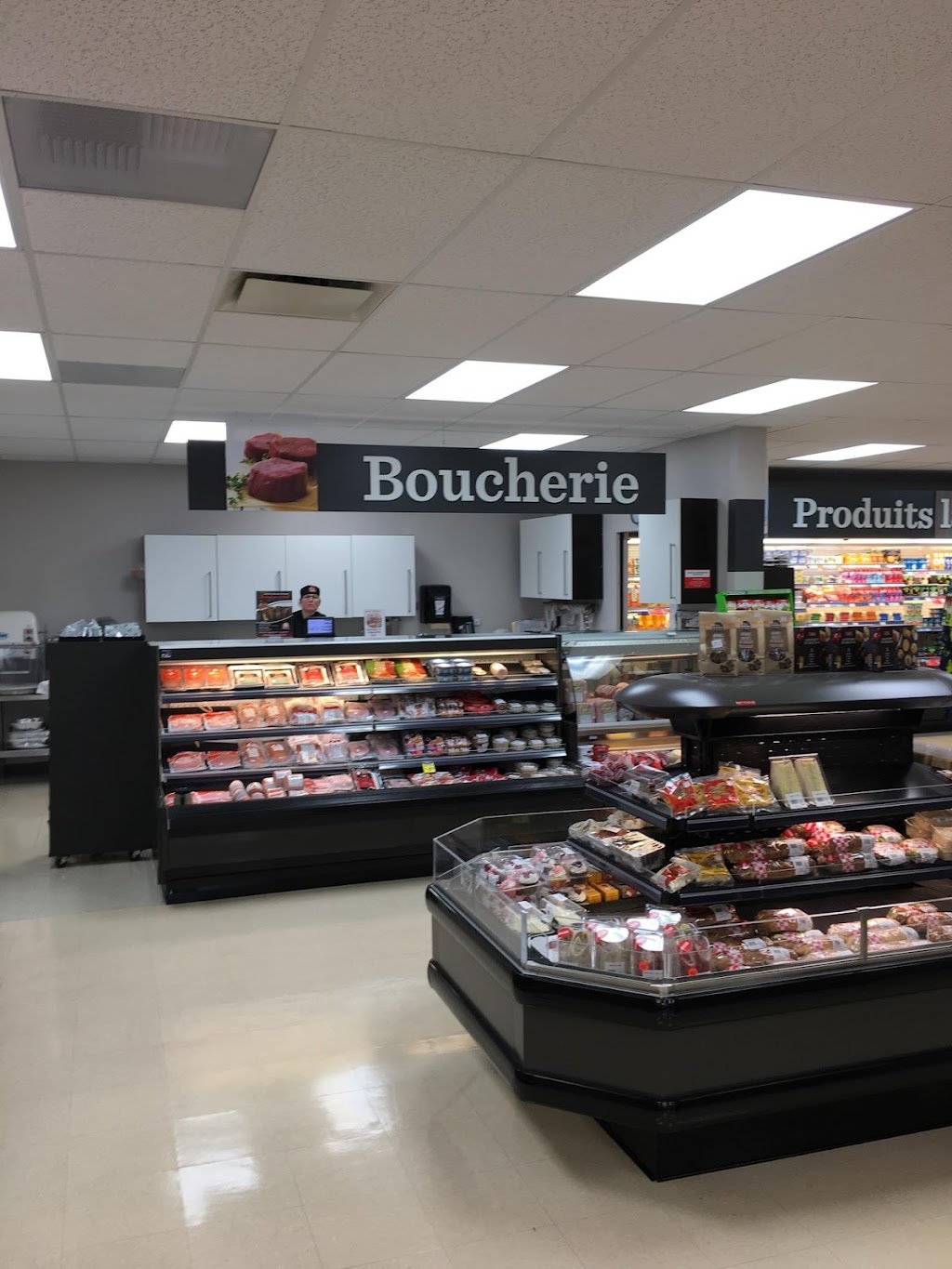 Marché Richelieu - H.T.B. | 1385 Rue Principale, Labrecque, QC G0W 2S0, Canada | Phone: (418) 481-2112