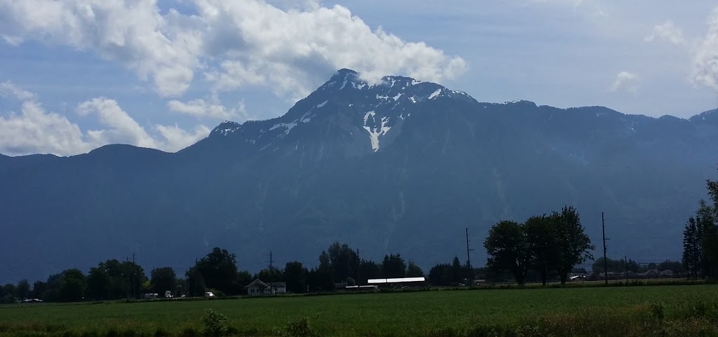 Esso | 2406 Hot Springs Rd, Agassiz, BC V0M 1A0, Canada | Phone: (604) 796-2646