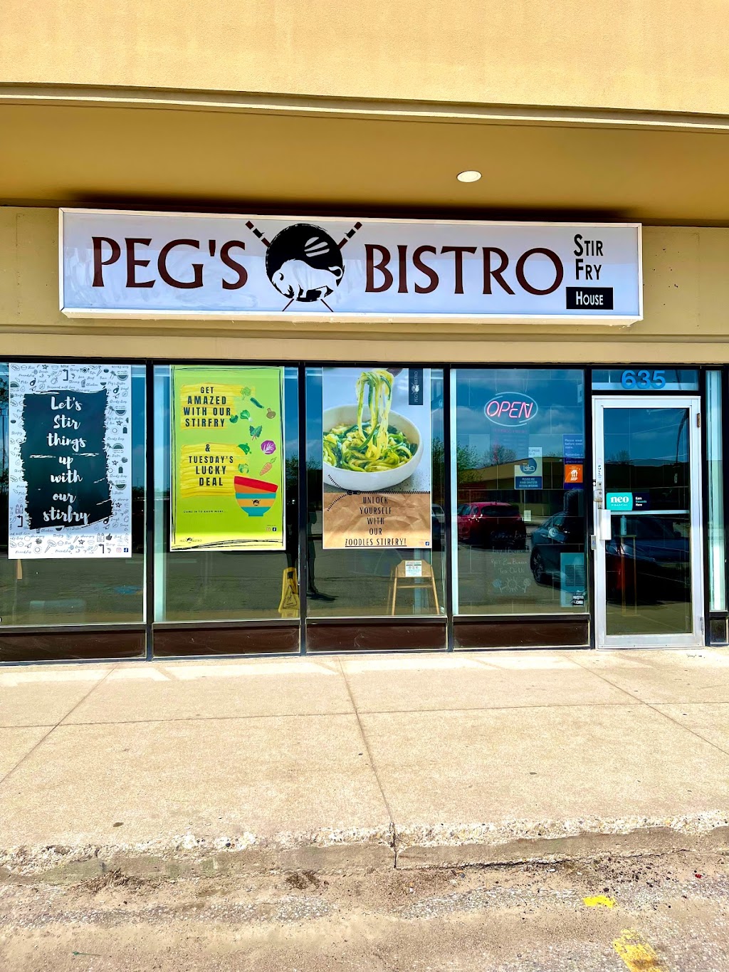 Pegs Bistro - The Stir Fry House | 1615 Regent Ave W Unit 635, Winnipeg, MB R2C 5C6, Canada | Phone: (204) 505-0838