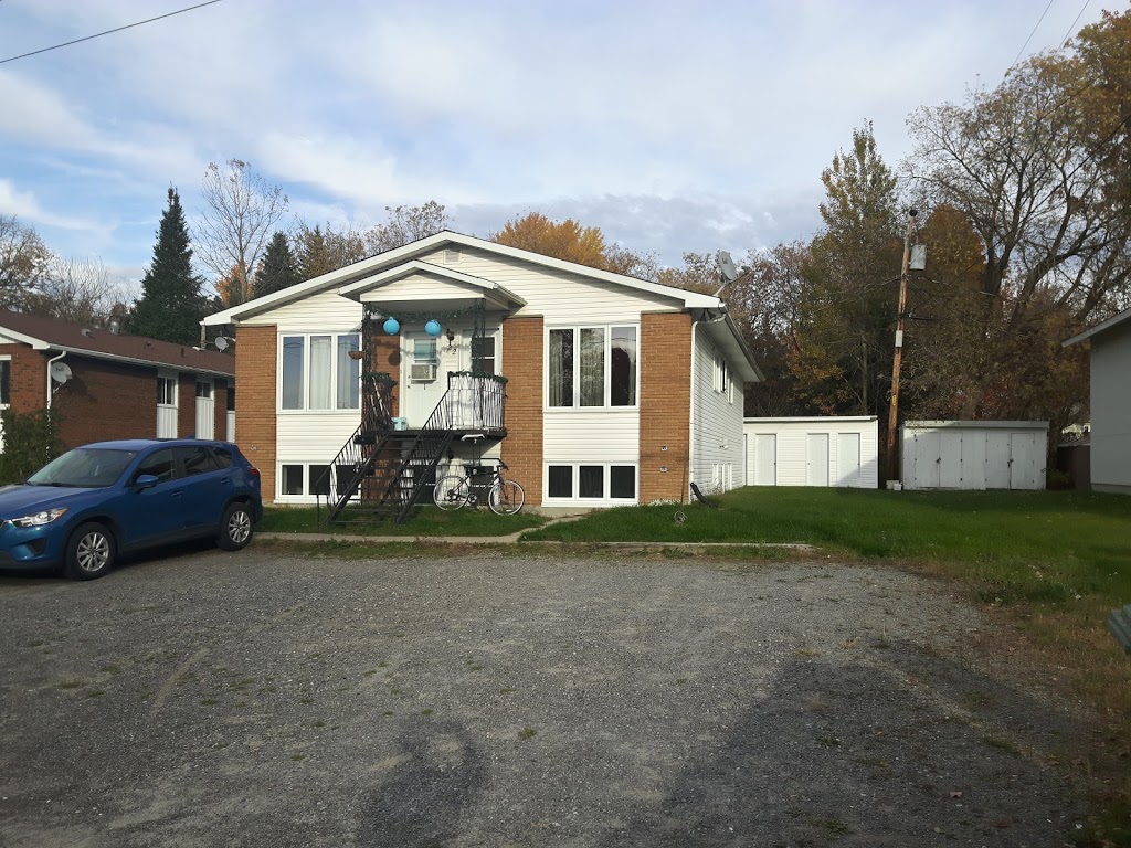 Michael Lederman Courtier Immobilier Real Estate Broker | 97 Rue Principale, Gatineau, QC J9H 3L9, Canada | Phone: (819) 661-1391