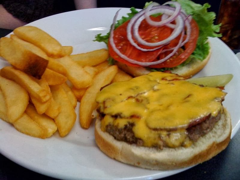 Sehome Diner | 232 36th St, Bellingham, WA 98225, USA | Phone: (360) 738-3311