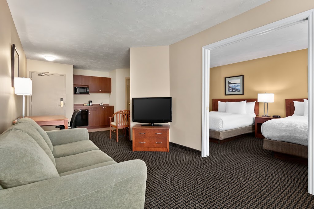 Days Inn & Suites by Wyndham Moncton | 2515 Mountain Rd, Moncton, NB E1G 2W4, Canada | Phone: (506) 801-8434