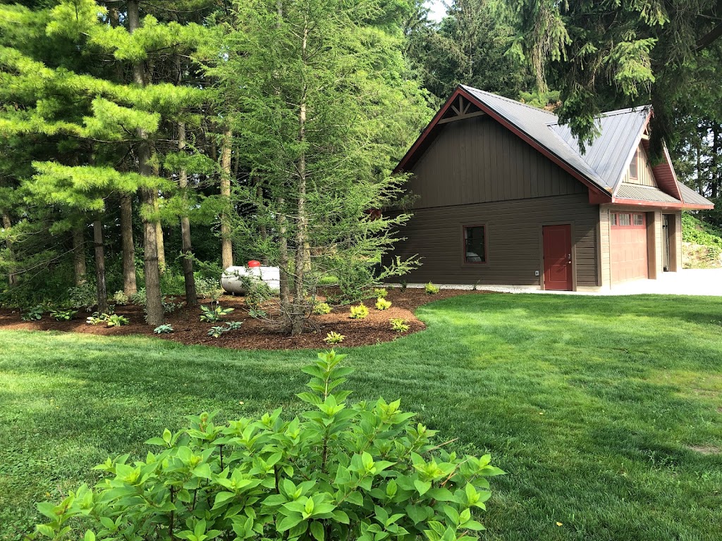 Helenas Gardening | 68 Nelson St, Mitchell, ON N0K 1N0, Canada | Phone: (519) 276-1749