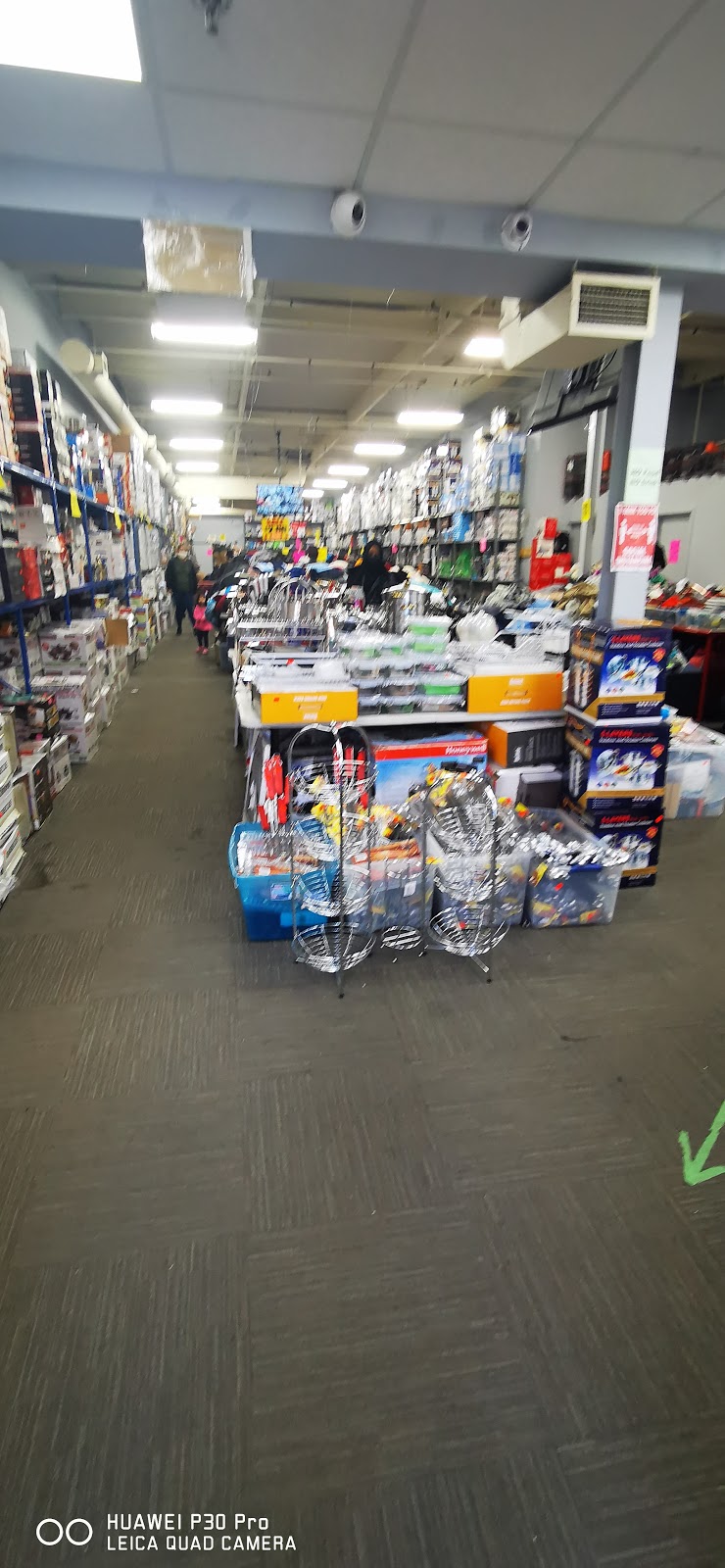 Mir Cash N Carry | 49 Orfus Rd, North York, ON M6A 1L7, Canada | Phone: (647) 350-8444