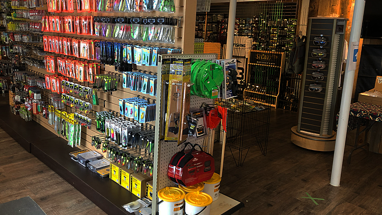 Southampton Outfitters | 194 N Rankin St, Southampton, ON N0H 2L0, Canada | Phone: (519) 797-3555