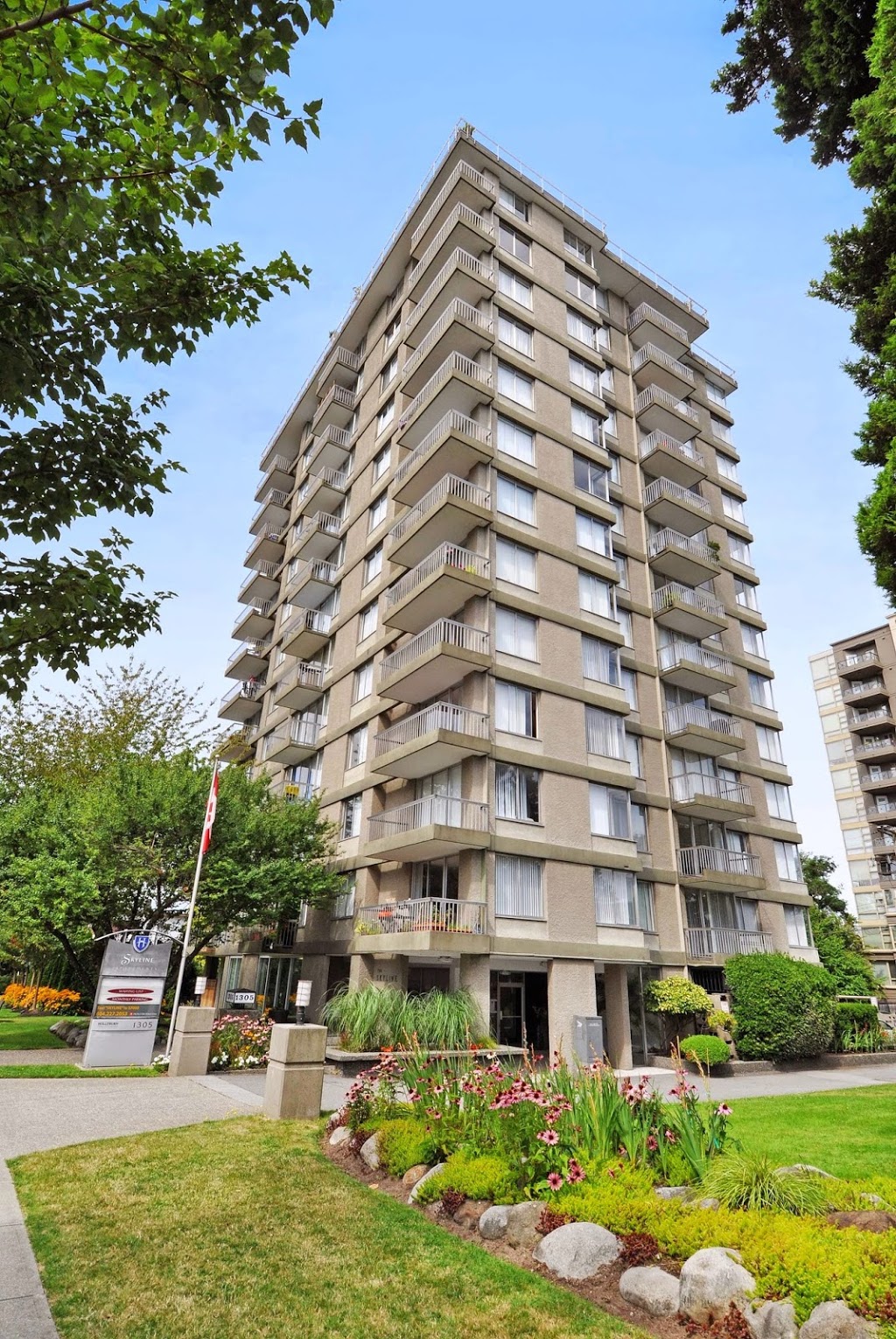 The Skyline Rental Apartments | 1305 W 12th Ave, Vancouver, BC V6H 1M3, Canada | Phone: (604) 736-9419