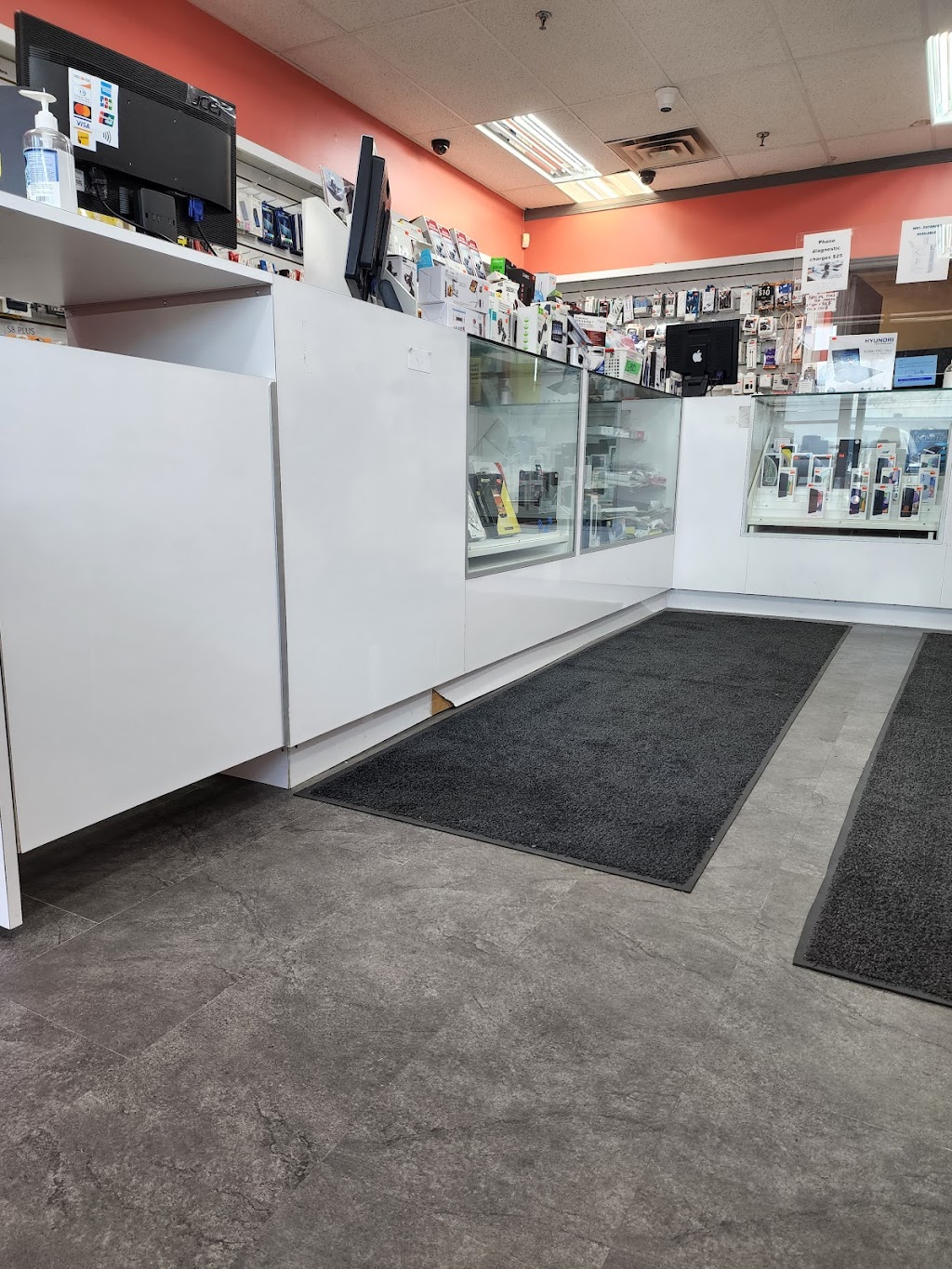 Cell City | 499 Ray Lawson Blvd unit 29, Brampton, ON L6Y 4E6, Canada | Phone: (905) 488-4800