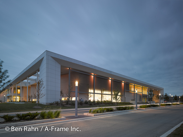 BWG Leisure Centre | 471 West Park Ave, Bradford, ON L3Z 0J3, Canada | Phone: (905) 775-7529
