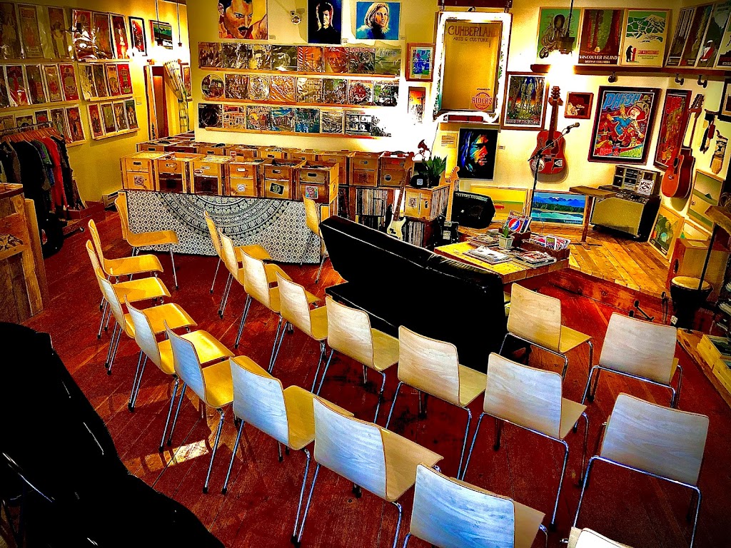 Moons Records Cumberland | 2739 Dunsmuir Ave, Cumberland, BC V0R 1S0, Canada | Phone: (250) 400-6666