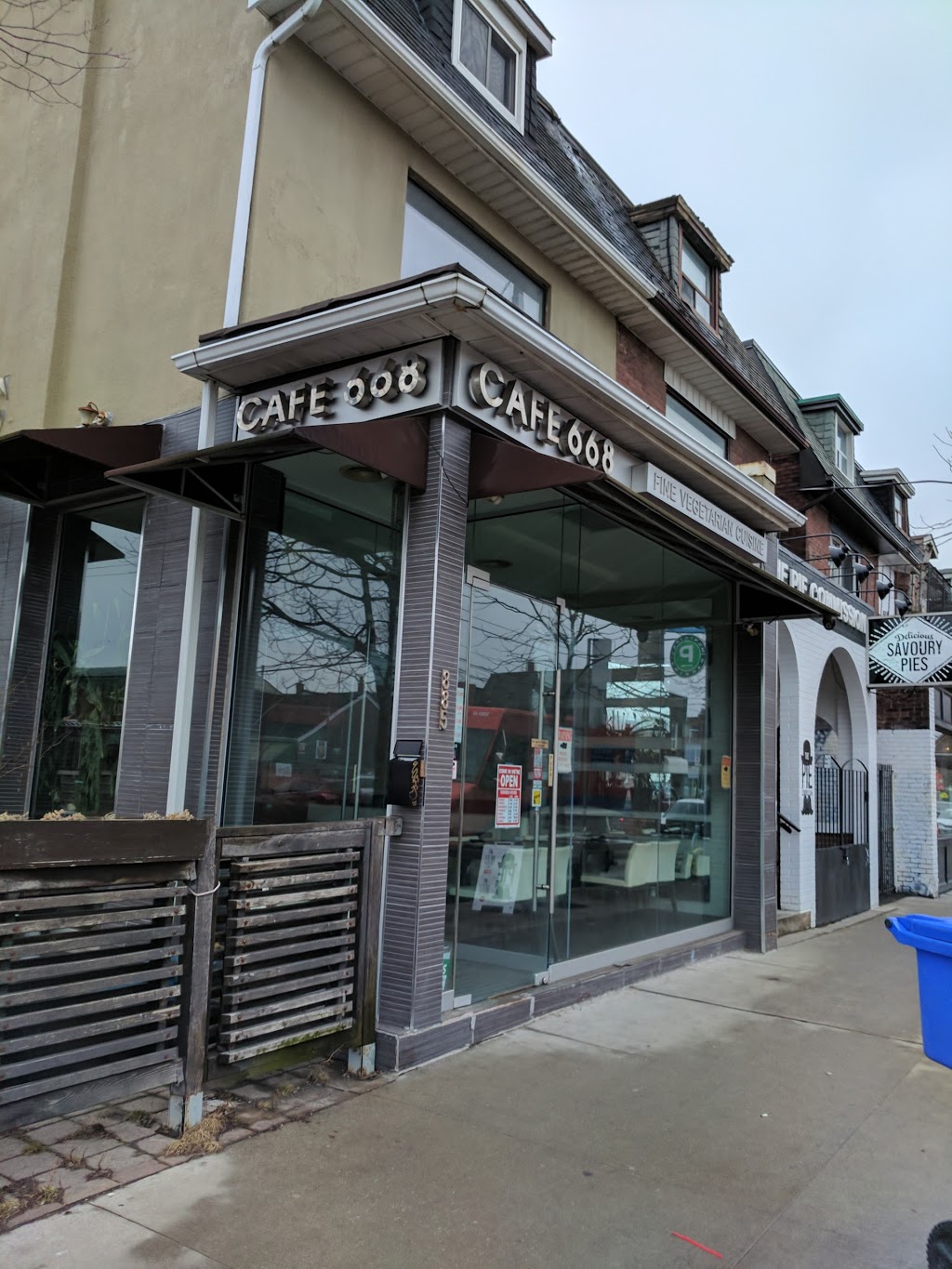 Cafe 668 | 885 Dundas St W, Toronto, ON M6J 1V9, Canada | Phone: (416) 703-0668
